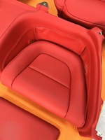 Vente en gros d'usine, housses de siège en fibre de carbone PU de haute qualité pour remplacement de sièges Ferrari avec cuir véritable rouge imperméable
