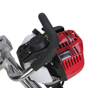 Offre Spéciale : Niveleuse à Béton Vibrante à Moteur Essence 4 Temps pour Chantier de Construction - Product Image 2