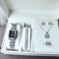 Ensemble de bijoux pour femmes, 5 pièces, montre carrée argentée, montre-bracelet à quartz en cristal, collier, boucles d'oreilles, bague, bracelet, coffret cadeau pour femmes