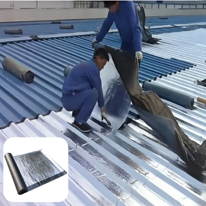 Membrane d'étanchéité auto-adhésive en aluminium SBS modifiée, de qualité supérieure, à application à froid, pour la réparation des toits plats, des gouttières et des cheminées, et la résolution des fuites. - Product Image 2