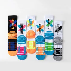 Chaussettes de sport professionnelles élite hommes et femmes basket-ball football extérieur serviette bas haut cylindre épais chaussettes antidérapantes