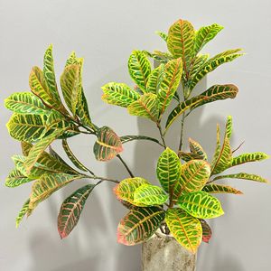 Plante artificielle Meng Jie à feuilles variées, ornement décoratif d'intérieur à 3 branches, feuilles vertes - Product Image 3