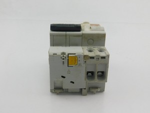 PLC Multi 9 <span class=keywords><strong>C60n</strong></span> C25 400v 10ka+<span class=keywords><strong>vigi</strong></span> <span class=keywords><strong>C60</strong></span> 300ma สำหรับสินค้ารับประกัน - Product Image 2