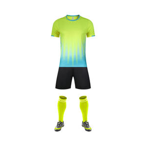 قميص قصير وردي للكبار بتكنولوجيا التكبير الحراري للصيف لكرة القدم الحرارية - Product Image 3