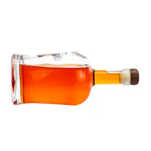 Customized Personal 500ml 700ml 750ml Liquor Korked Decal Empty High White Glass Bottle For Vodka Whiskey Brandy Alcohol Spirits