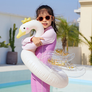 Flotador inflable con forma de cisne para niños, con lentejuelas, flotador para las axilas, para piscina, parque acuático, 70 cm, adecuado para edades de 5 a 9 años - Product Image 1