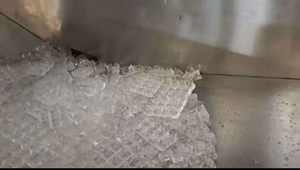 Machine à glaçons en cubes ICE <span class=keywords><strong>ZR</strong></span> - Haute capacité, 10, 15, 20 tonnes, système de refroidissement par eau pour un fonctionnement 24h/24 et 7j/<span class=keywords><strong>7</strong></span> - Product Image 6