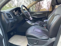 Voiture d'occasion Baojun 560 2016 1.8L IAMT Type Luxe Essence SUV Conduite à Gauche Voiture d'occasion Exportation Chine