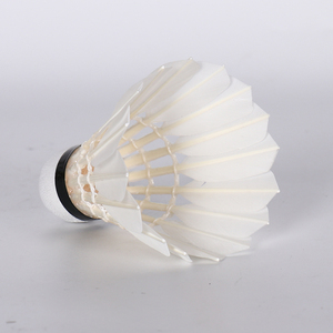 Volants de <span class=keywords><strong>badminton</strong></span> personnalisés en plumes d'oie super durables pour l'entraînement, OEM - Product Image 3