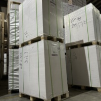 Carton duplex blanc 250 g/m² en gros, carton pliable couché simple face, recyclable, compatible impression numérique pour étiquettes de produits