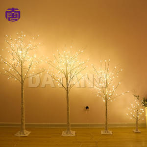 Exquisita Lámpara LED Impermeable para Exteriores con Forma de Abedul, Adorno Refinado para Paisajes de Parques, Decoración para Jardín y Patio en Venta - Product Image 1