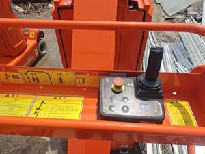 ماكينة رفع كهربائية مستعملة بجودة صاري 9 م مستعملة بمكونات أساسية ، محرك مضخة علبة التروس - Product Image 4