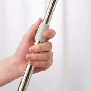 Venta al por mayor ajustable telescópico de acero inoxidable <span class=keywords><strong>ropa</strong></span> secado alcance palo duradero retráctil <span class=keywords><strong>ropa</strong></span> tenedor <span class=keywords><strong>para</strong></span> armario espacio - Product Image 5