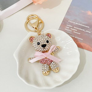 Llavero de Lujo de Aleación de Zinc con Diseño de Perro Poodle y Cristales de Diamantes de Imitación para Bolso - Product Image 5