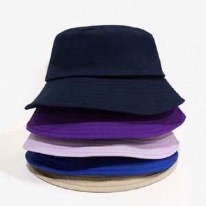 หมวกบักเก็ตผ้าฝ้ายสีพื้น OEM สำหรับทุกเพศ  ปักโลโก้ 3 มิติตามแบบที่กำหนด หมวกชาวประมงชายหาดปีกกว้าง ปรับแต่งได้ - Product Image 2