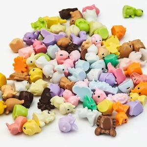 Mini-<span class=keywords><strong>animaux</strong></span> en résine lumineux qui brillent dans le noir, figurines miniatures, petits <span class=keywords><strong>animaux</strong></span> pour cadeau de Pâques - Product Image 4