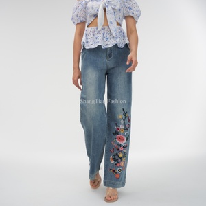 Chemises florales à volants personnalisées en gros, marque privée, best-seller, pour femmes, broderie ajourée, hauts en coton pour filles - Product Image 3