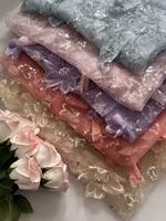 Tissu en dentelle non tissé robuste, brodé de perles et de paillettes, avec appliques en maille tridimensionnelle pour robes de mariée et de soirée