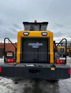 Chargeur sur pneus moyen 170 kW CDM853H - Product Image 3