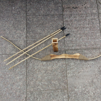 Juego de arco y flecha de juguete de bambú para niños al por mayor, juego de arco de tiro para niños con flecha suave