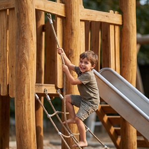 Ensemble d'équipements <span class=keywords><strong>de</strong></span> <span class=keywords><strong>jeux</strong></span> en bois d'extérieur pour enfants <span class=keywords><strong>avec</strong></span> structure d'escalade et toboggan pour parcs, écoles, jardins - Série Hut YY-FZ1007 - Product Image 5