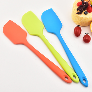 <span class=keywords><strong>Spatola</strong></span> <span class=keywords><strong>in</strong></span> <span class=keywords><strong>Silicone</strong></span> <span class=keywords><strong>per</strong></span> uso alimentare da 28.3CM da <span class=keywords><strong>cucina</strong></span> strumento di cottura antiaderente <span class=keywords><strong>spatola</strong></span> di un pezzo resistente al calore - Product Image 5