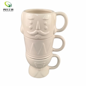 Mug à <span class=keywords><strong>café</strong></span> en céramique de dessin animé avec design de marionnette de soldat, bouchon de paille, emballage en boîte de couleur, passe au lave-vaisselle, cadeau de Noël pour un usage domestique - Product Image 1