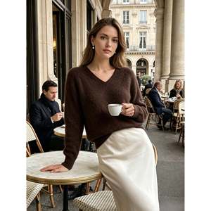 Pull décontracté à col en V gris ciel pour femmes - Product Image 3