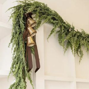 Guirnalda de Navidad 183cm Faux Greenery Norfolk Pine Real Touch Artificial <span class=keywords><strong>Araucaria</strong></span> Vine Navidad Preservada Flor Guirnalda de cedro - Product Image 1