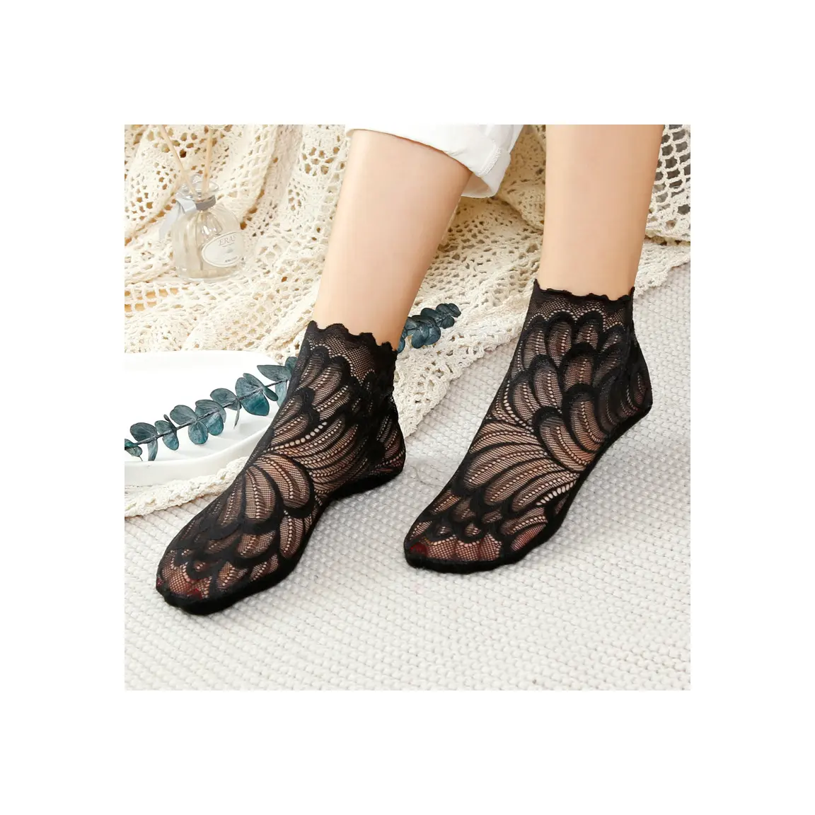 2023 Japanese Style Breathable Black Nylon Fashion Thin Sheer Silk Socks Summer Transparent Ankle Socks For Women
