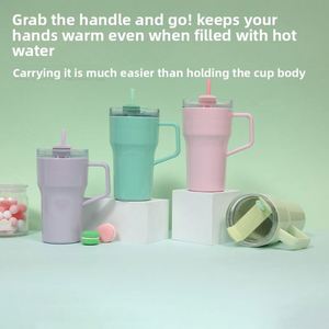 New 20oz Eco-Friendly <b>Large</b>-Capacity Single-Layer Plastic Straw <b>Cup</b> with Handle Portable Outdoor Car <b>Cup</b> - Product Image 3