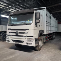 Truk Kargo Diesel Sinotruck Howo Bekas 6x4 RHD Heavy Duty 336hp dengan Kamera Belakang Dijual
