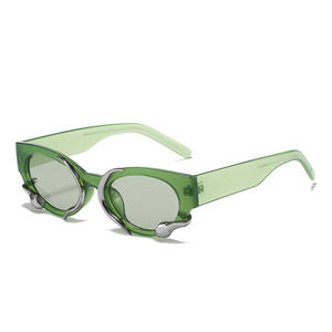 แว่นกันแดดผู้หญิงสไตล์ Gm กรอบพีซีสีดำทรงแคทอายป้องกันรังสียูวี 400 ระดับ 2 สำหรับแฟชั่น - Product Image 4