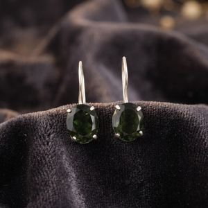 Pendientes artesanales elegantes de turmalina verde en plata de ley 925 para mujeres y niñas. - Product Image 6