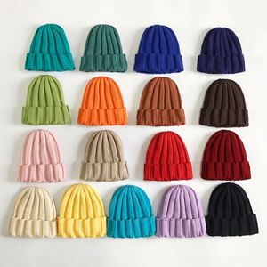 Gorro de Punto para Niños, Otoño Invierno 2024, Diseño a Rayas, Simple y Moderno - Product Image 3