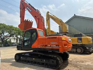 Excavatrice hydraulique d'occasion DOOSAN DX225 25 tonnes, pelle hydraulique sur chenilles d'occasion, machine de construction à haute efficacité à vendre - Product Image 6