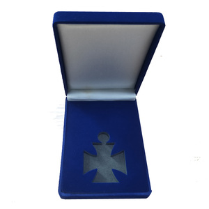 Venta al por mayor del <span class=keywords><strong>precio</strong></span> bajo buena cantidad azul Flocado de plástico de la Medalla de la caja de visualización - Product Image 1