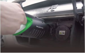 جهاز اختبار بطارية السيارات الكهربائية SmartSafe FC01 - فحص سريع وقراءة البيانات عبر منفذ الشحن السريع - Product Image 5