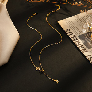 Fashion Wanita Perhiasan Tahan Air 14K Emas Disepuh Panjang Baja Tahan Karat Kalung Bulan dan Bintang - Product Image 4