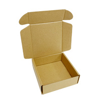 Boîtes de papier en carton kraft avec logo de taille personnalisée en vrac brun uni bon marché pour l'emballage de sous-vêtements chaussettes gaufrage de carton ondulé en fourrure