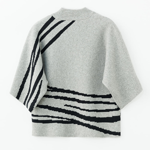 Pull en laine tricoté sur mesure pour femme, motif <span class=keywords><strong>zèbre</strong></span> abstrait, col montant, manches trois-quarts, coupe ample, fabrication OEM - Product Image 2