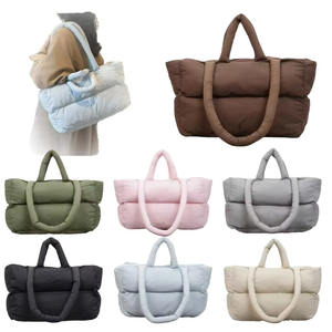 Borsa Tote da Donna in Tela Trapuntata Monocolore con Chiusura Aperta, Multi Scomparti, Borsa da Viaggio Portatile e Fodera in Cotone - Product Image 2