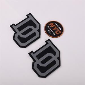 عالية الجودة مخصصة منقوش 3D <span class=keywords><strong>PVC</strong></span> المطاط سيليكون ملصقات الملابس Ogo بقع اكسسوارات الملابس سعر المصنع شعار مخصص - Product Image 4