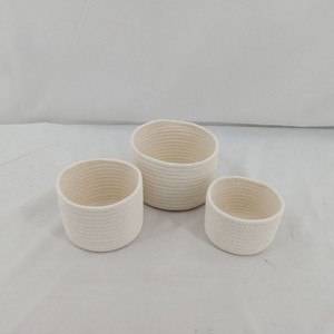 Ensemble de paniers de rangement en <span class=keywords><strong>corde</strong></span> de coton - Trois paniers de rangement de bureau de grande capacité pour articles divers, couleur unie, stock d'usine - Product Image 1
