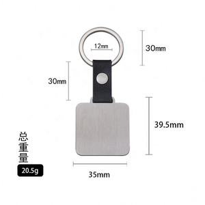 Llavero Promocional Portátil de Acero Inoxidable y Cuero con Etiqueta Cuadrada con Logotipo Impreso Digitalmente para Regalos con Grabado Láser - Product Image 2