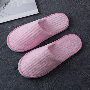 Chaussons de <span class=keywords><strong>spa</strong></span> en molleton de corail jetables de luxe personnalisés avec logo personnalisé Équipements de voyage pour les clients de l'hôtel <span class=keywords><strong>et</strong></span> du <span class=keywords><strong>spa</strong></span> - Product Image 5