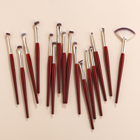 Ensemble de 16 pinceaux à paupières professionnels personnalisables à manche rouge en poils naturels, avec pinceau correcteur et pinceau à raser