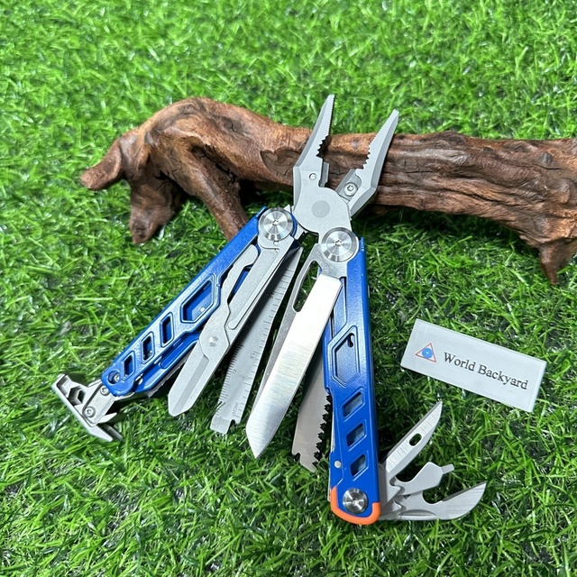 New Arrival EDC Folded Multi-functional Plier with Knife Saw File Scissor Ferro Rod Fine Multitool with Extended Nail Puller