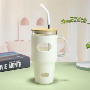 Gobelet en verre de 32 oz avec poignée et manchon en silicone pour les chauffeurs de VTC - Product Image 1