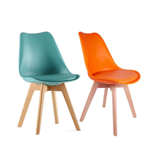 Chaise de salle à manger en plastique bon marché, style nordique, minimaliste, ergonomique, durable et écologique pour la maison, le bureau et l'hôtel